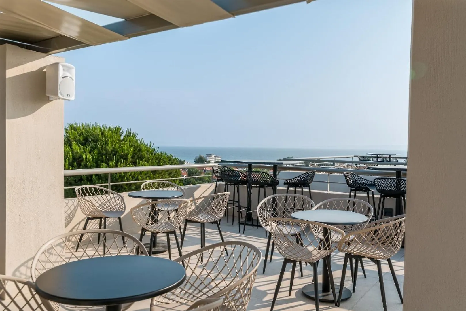 Arya Hotel 하니오티 3*,