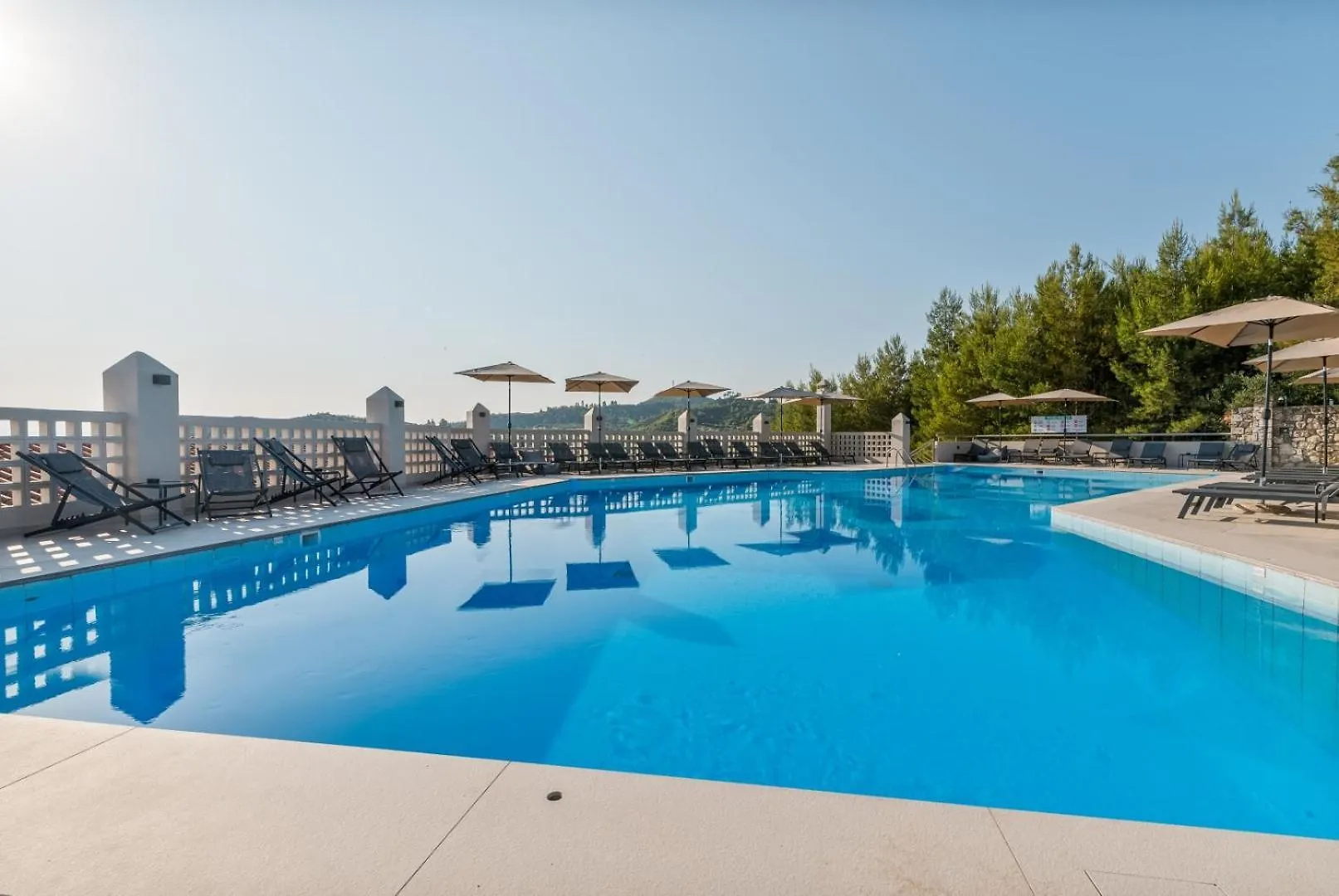Arya Hotel هانيوتي